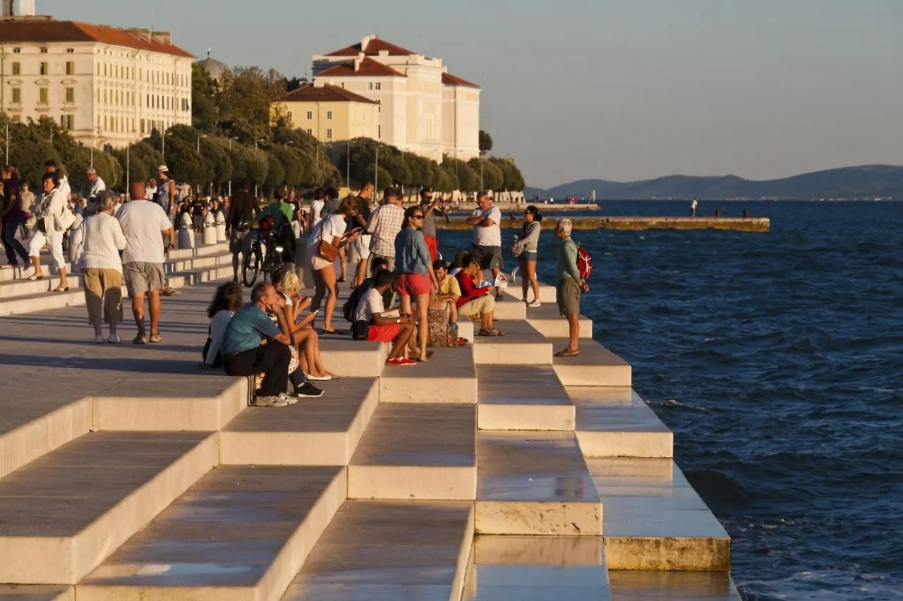 Holiday Apartment In Privlaka With Sea View, Balcony, Air Conditioning, W-Lan 667-2